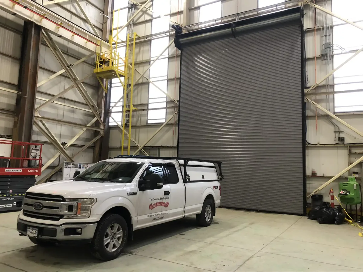 service truck · 625 insulated rolling steel door